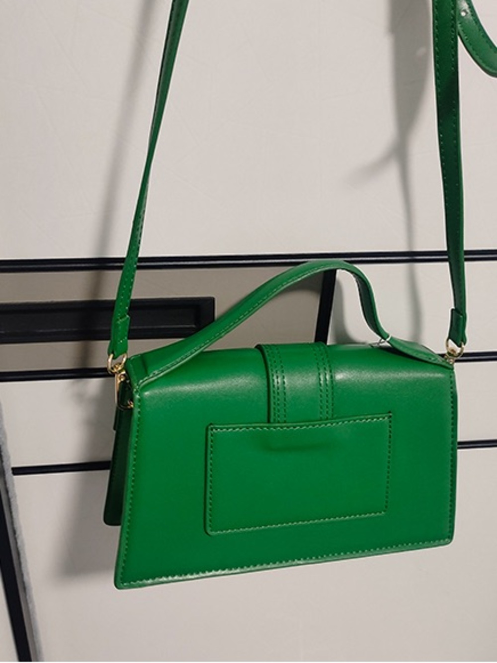 Jacquemus Green Leather Shoulder Bag with Top Handle - Picture 4 of 7